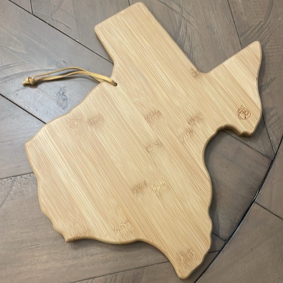 Bamboo cutting board - Picture 2 of 5